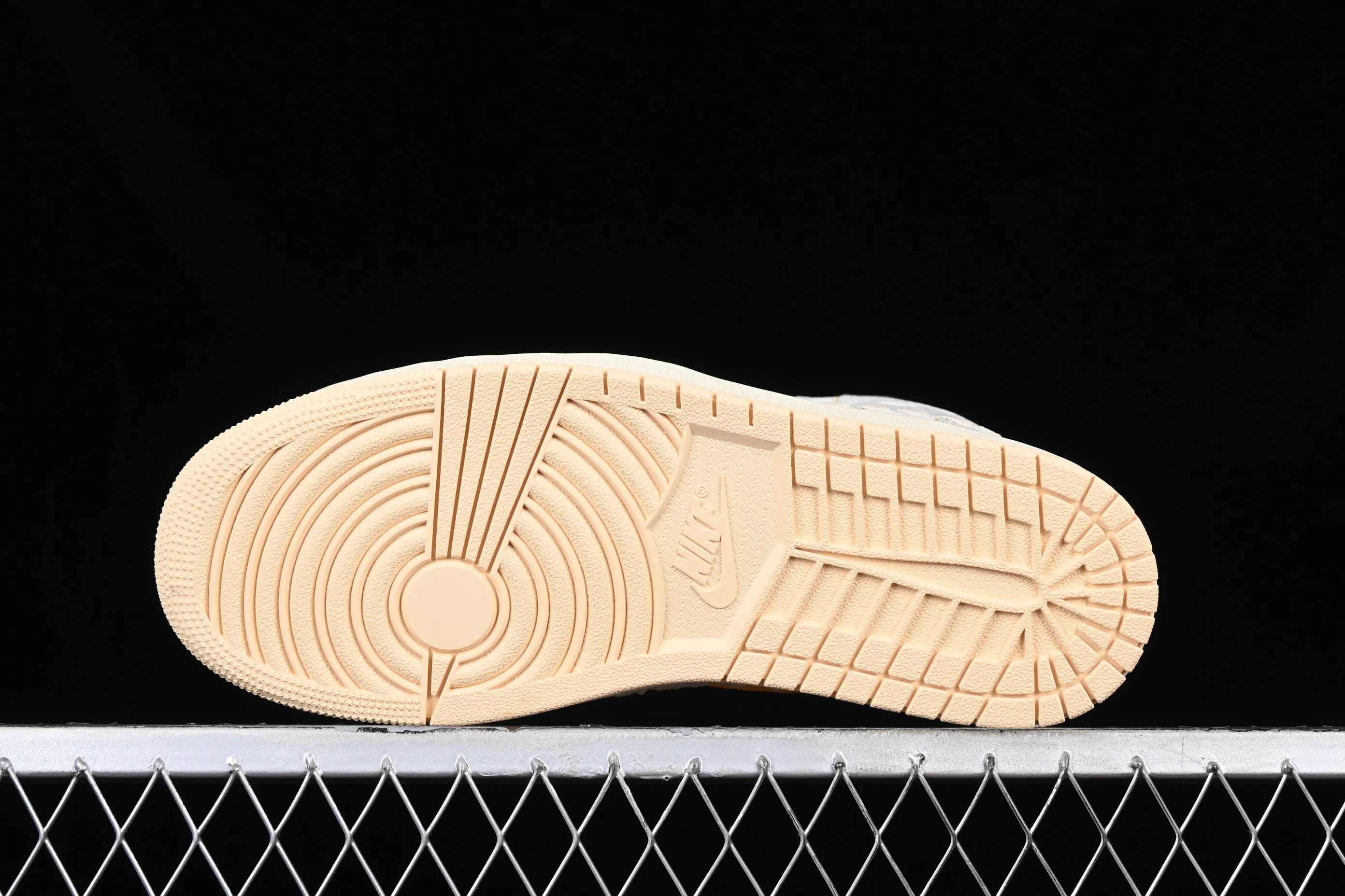All categories Air Jordan Jordan series basketball shoes Air Jordan 1 High LW version Union x Air Jordan 1 High OG "Woven" AJ1 Joe 1 joint model woven high-top basketball shoes FD2565-100